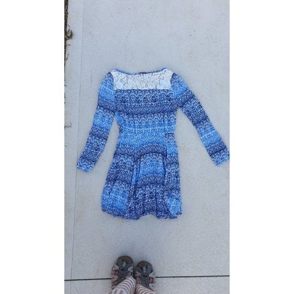 Tigerlily 8 Blue Paisley Crepe embroidered Lace button cool tones flowy Dress - Picture 12 of 13